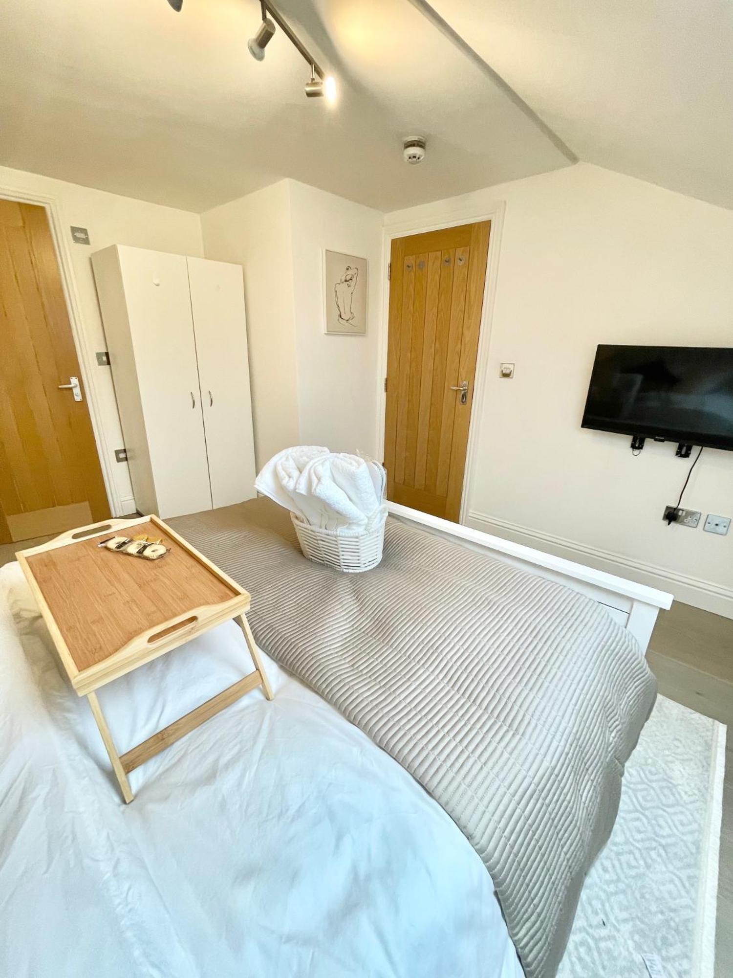 Luxury En-Suite Double Bedroom Stratford E15 London Exteriör bild